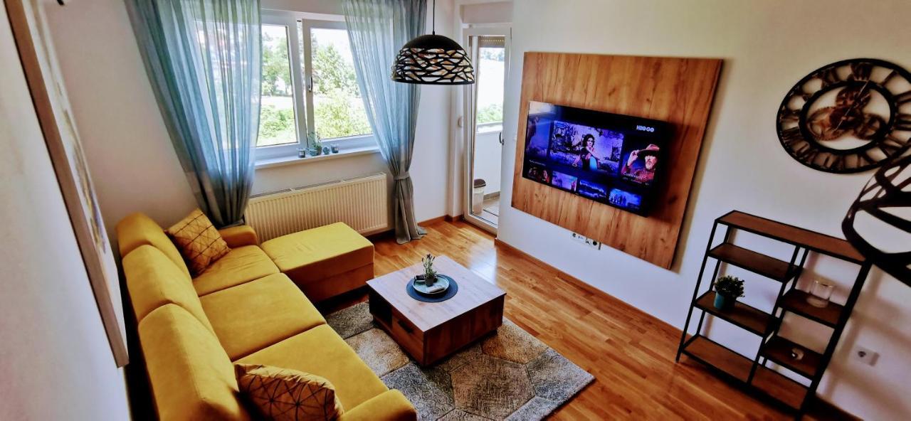 Appartement Apartman Varenica à Doboj Extérieur photo