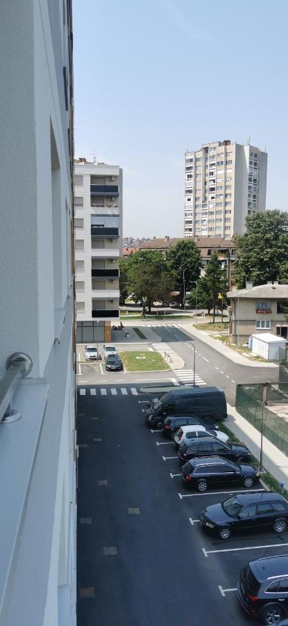Appartement Apartman Varenica à Doboj Extérieur photo
